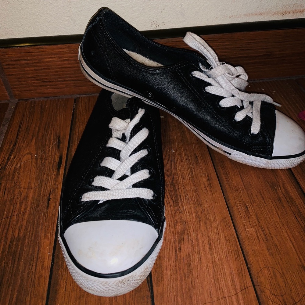 Leather black converse
